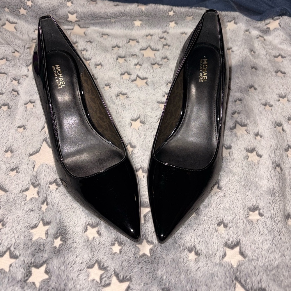 Michael Kors Glossy Black Heel Pumps